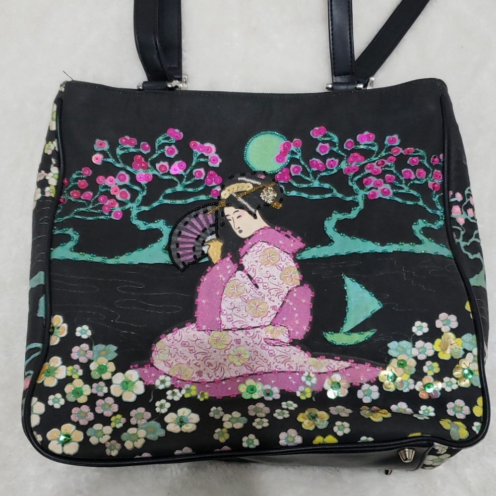 Geisha vintage purse
